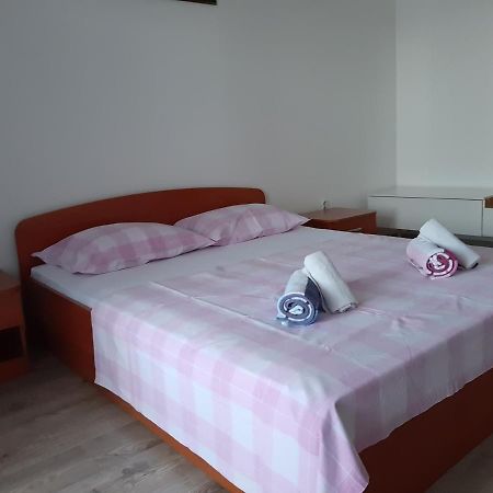 Apartments Davor Ceko جيسينتسي المظهر الخارجي الصورة